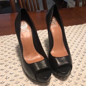 NWOT Vince Camino Black Leather Open Toe Pump Heel